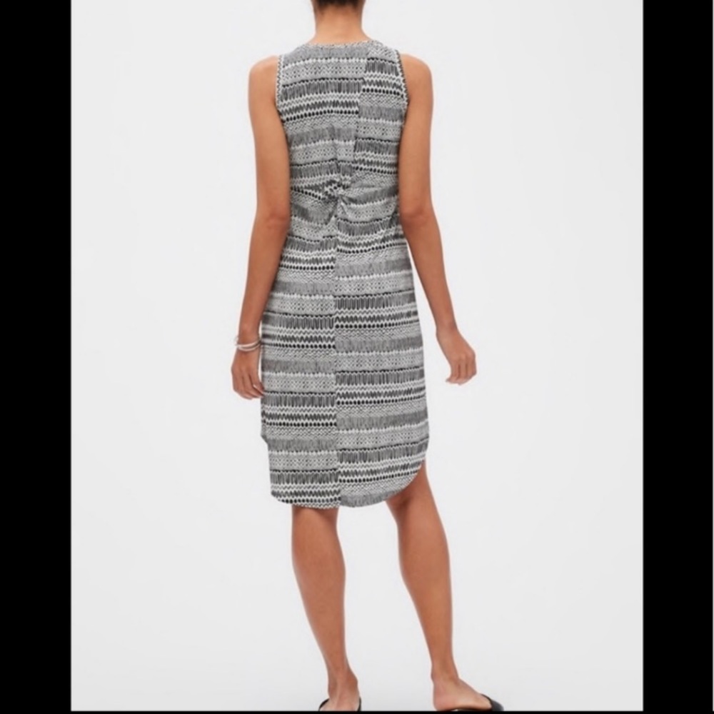 Banana republic casual dress like new - Picture 3 of 13